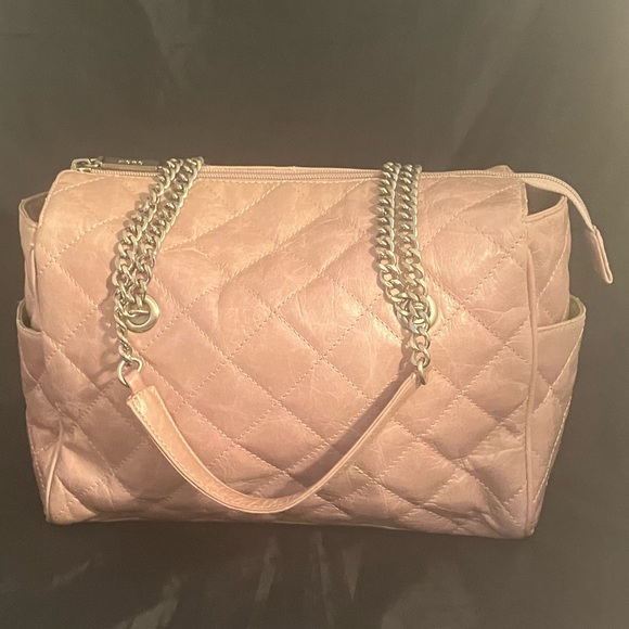 HOBO Handbags - Qualted Nude Hobo International Shoulder Bag